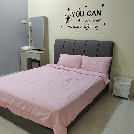 My Homestay Sitiawan - Astronaut Space House 8 Pax Dış mekan fotoğraf