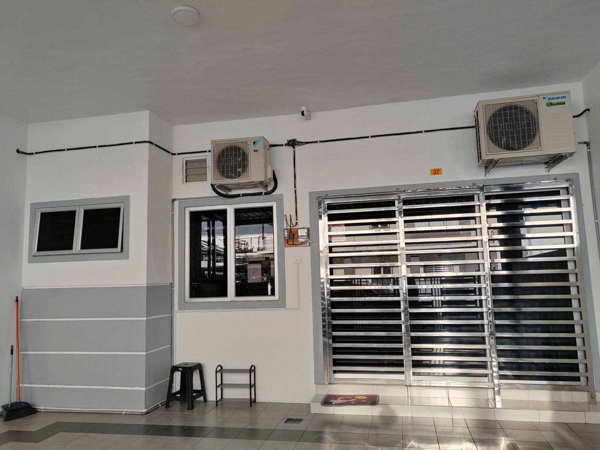 My Homestay Sitiawan - Astronaut Space House 8 Pax Dış mekan fotoğraf